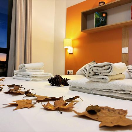 Apparthotel Privilodges Toulon Buitenkant foto