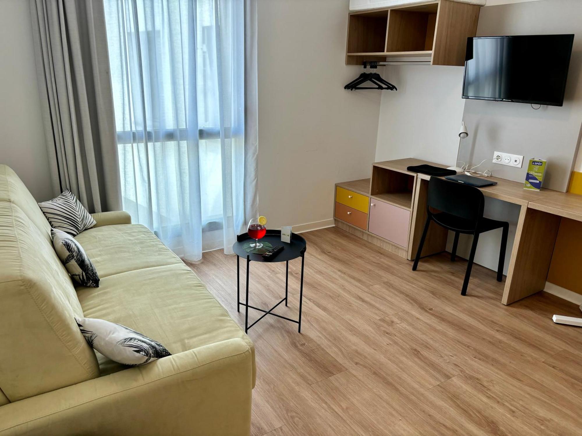 Apparthotel Privilodges Toulon Buitenkant foto