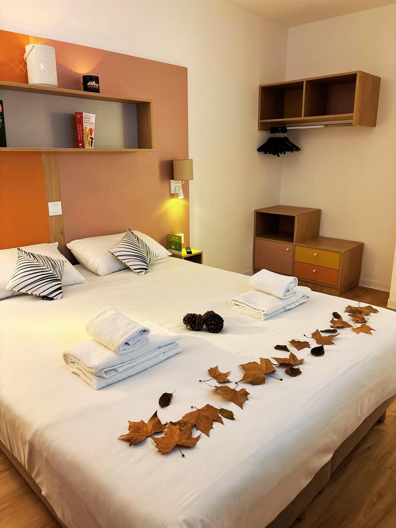Apparthotel Privilodges Toulon Buitenkant foto