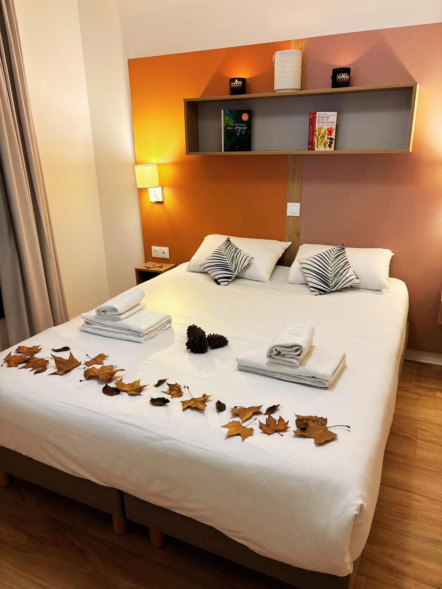 Apparthotel Privilodges Toulon Buitenkant foto