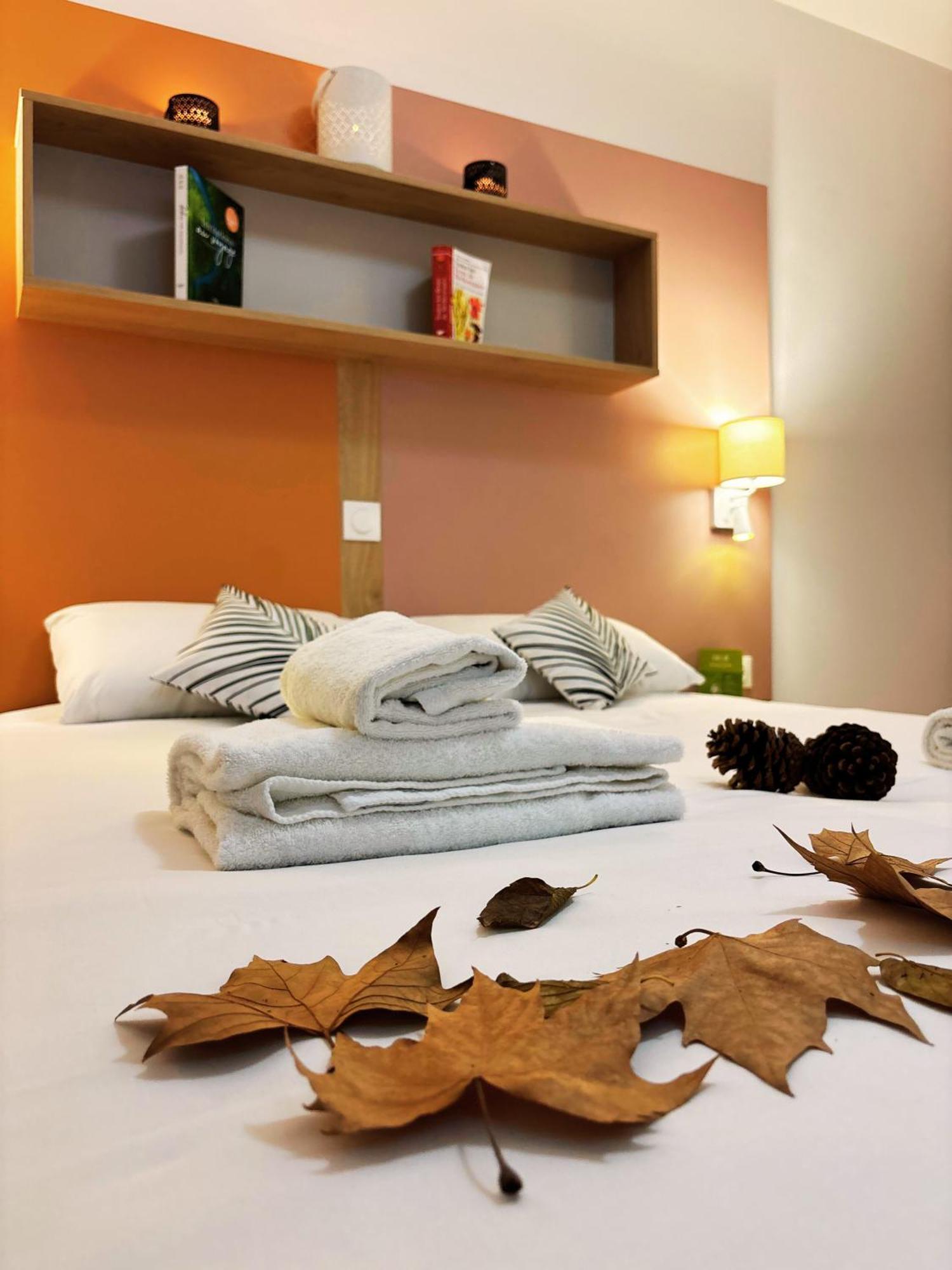 Apparthotel Privilodges Toulon Buitenkant foto
