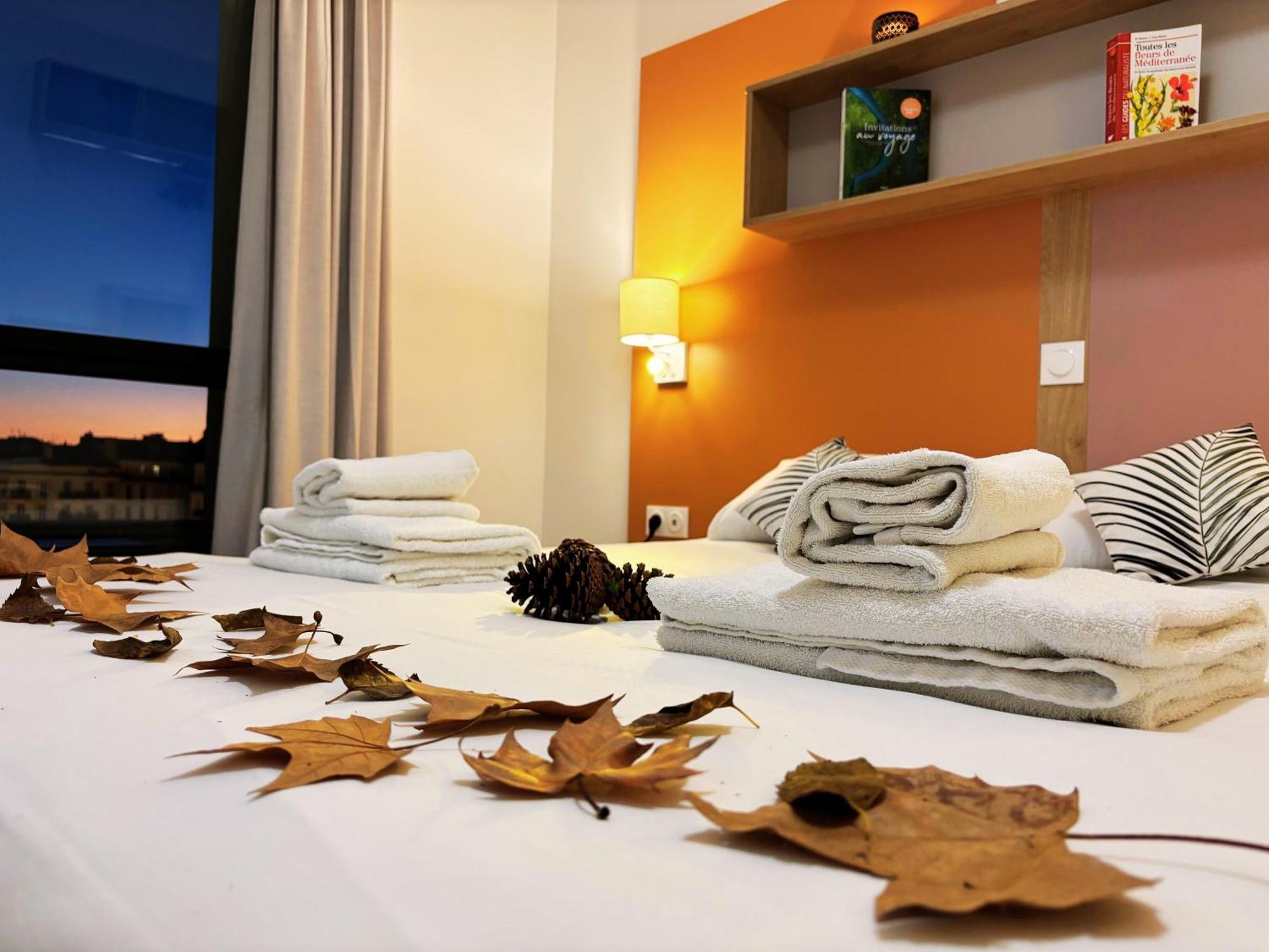 Apparthotel Privilodges Toulon Buitenkant foto